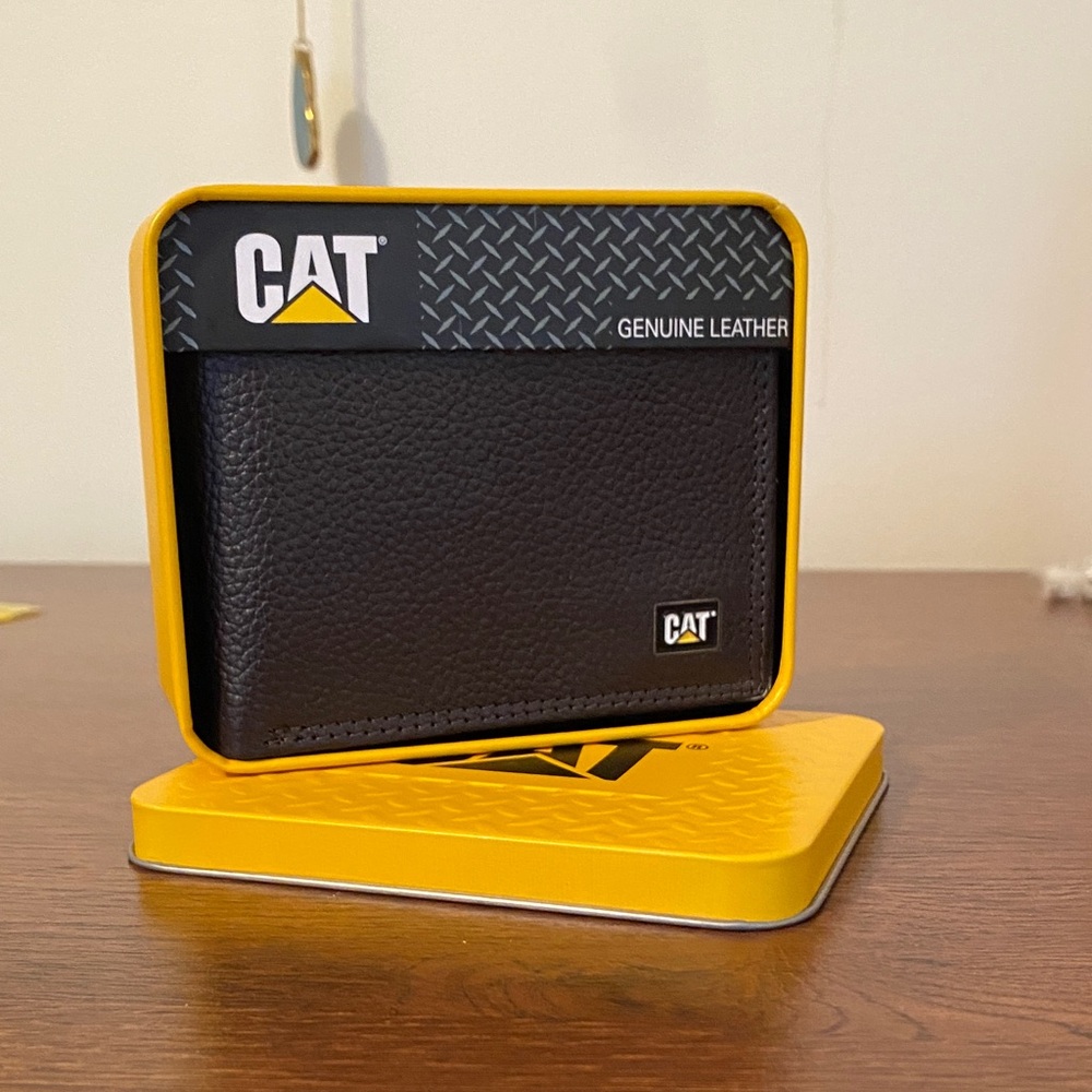 CAT Brown Genuine Leather Black Wallet